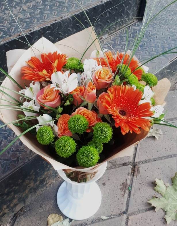 Букет цветов из: Герберы, Хризантемы, Альстромерии и Розы в Подколодновке