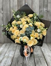 Букет цветов из:  Розы и Лизиантусы #REPLACE_PRED# Подколодновке