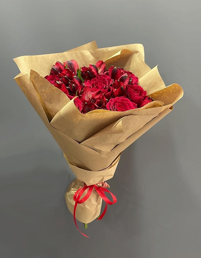 Букет цветов из: Альстромерии и Розы в Подколодновке