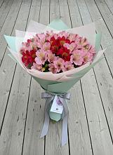 Букет цветов из:  Альстромерии в Подколодновке