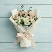Букет цветов из:  Альстромерии в Подколодновке