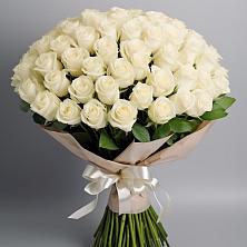 Букет 101 беля роза Белоснежка в Подколодновке