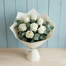 Букет Белые розы в Эвкалипте в Подколодновке