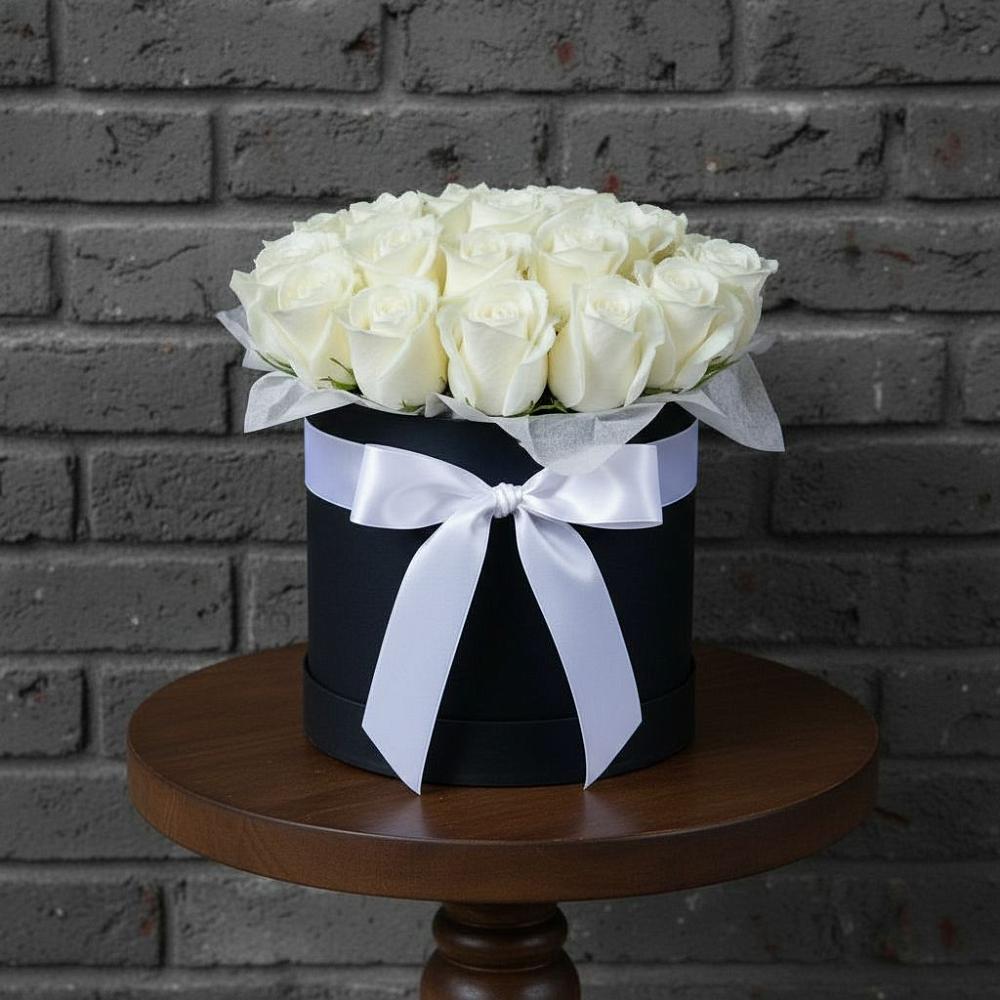 Цветочная композиция из Розы в шляпной коробке в Подколодновке