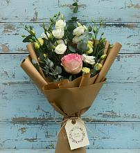 Букет цветов из:  Розы и Лизиантусы #REPLACE_PRED# Подколодновке