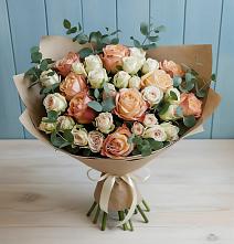 Букет цветов из:  Альстромерии и Розы в Подколодновке