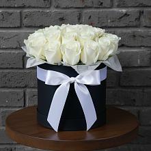 Цветочная композиция из Розы в шляпной коробке в Подколодновке